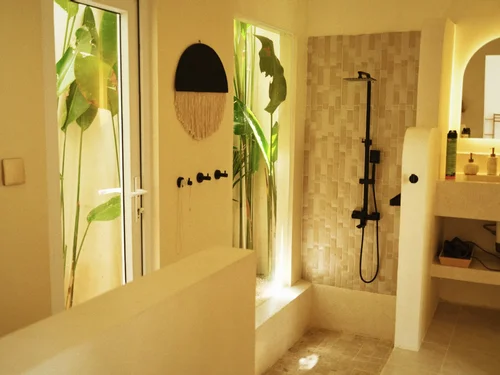 Villa in Uluwatu, Bali, Indonesia — 2 bedrooms — photo 5