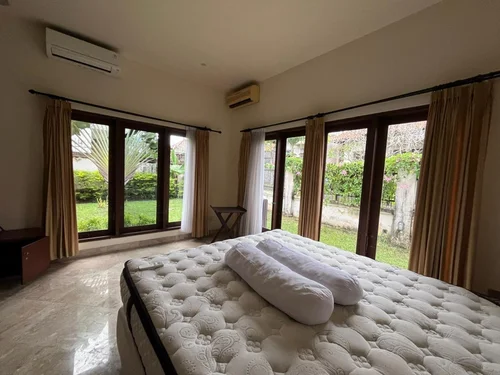 Villa in Nusa Dua, Bali, Indonesia — 3 bedrooms — photo 4