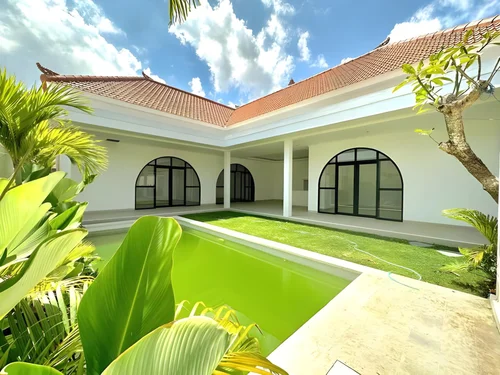 Villa in Canggu, Bali, Indonesia — 3 bedrooms — photo 1