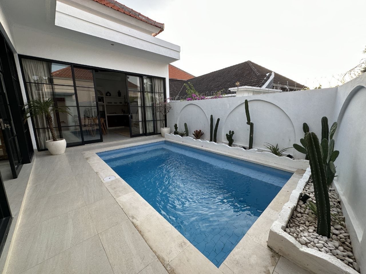 Villa in Canggu, Bali, Indonesia — 2 bedrooms — photo 1