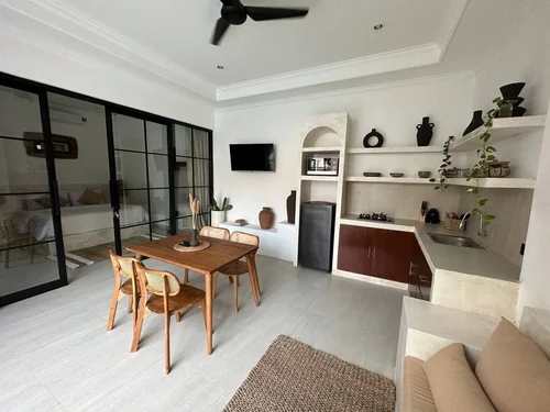 Villa in Canggu, Bali, Indonesia — 2 bedrooms — photo 2
