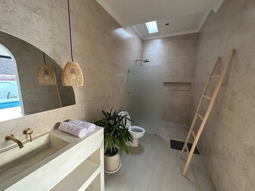 Villa in Canggu, Bali, Indonesia — 2 bedrooms — photo 4