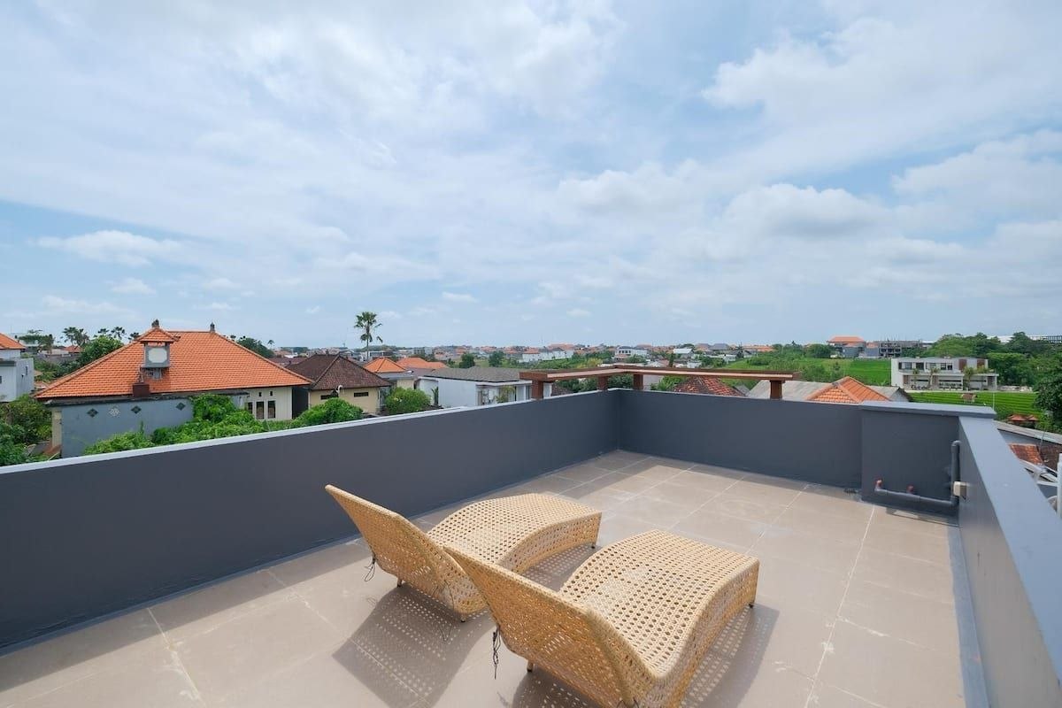Villa in Canggu, Bali, Indonesia — 3 bedrooms — photo 1