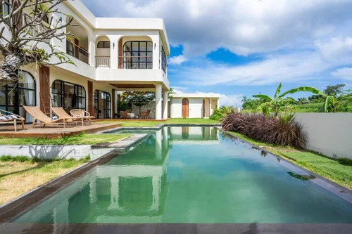 Villa in Canggu, Bali, Indonesia — 3 bedrooms — photo 1