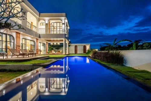 Villa in Canggu, Bali, Indonesia — 3 bedrooms — photo 9