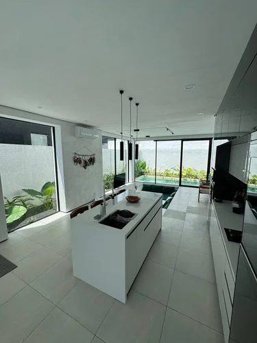 Villa in Seminyak, Bali, Indonesia — 2 bedrooms — photo 5