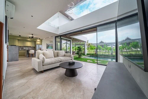 Villa in Ubud, Bali, Indonesia — 3 bedrooms — photo 6