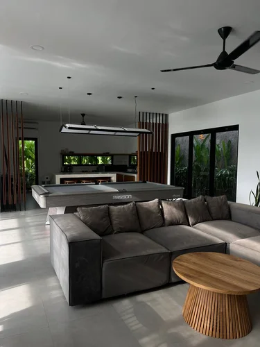 Villa in Kerobokan, Bali, Indonesia — 3 bedrooms — photo 3
