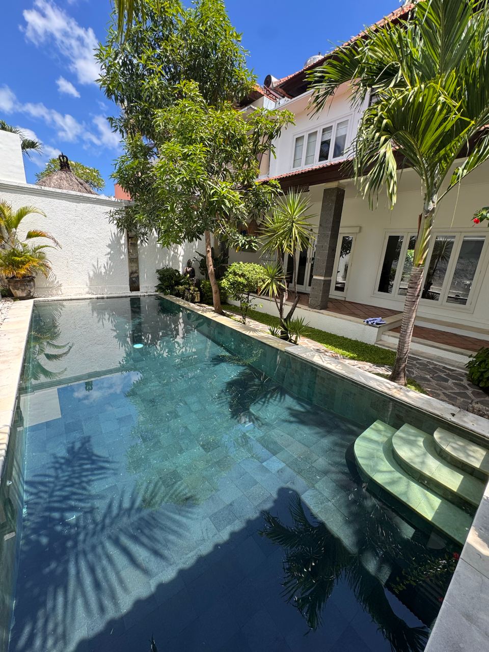 Villa in Umalas, Bali, Indonesia — 3 bedrooms — photo 1