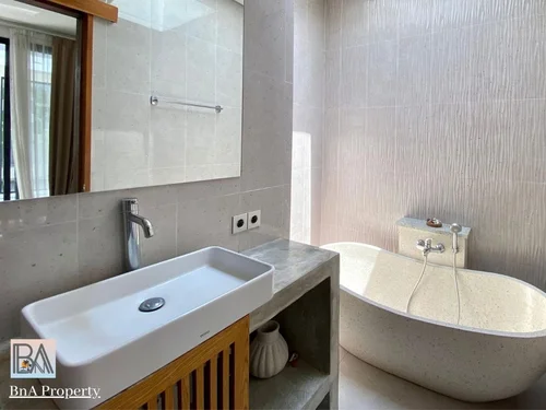 Villa in Seminyak, Bali, Indonesia — 2 bedrooms — photo 4