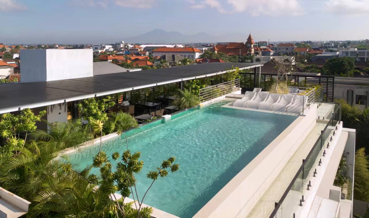 Villa in Canggu, Bali, Indonesia — 2 bedrooms — photo 1