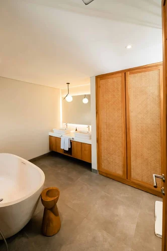 Villa in Canggu, Bali, Indonesia — 3 bedrooms — photo 7