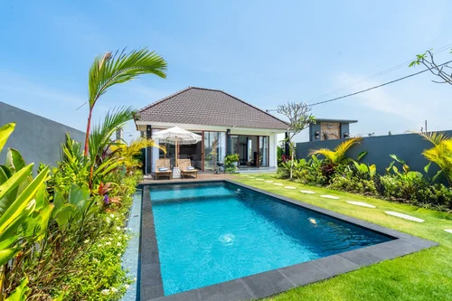Villa in Canggu, Bali, Indonesia — 2 bedrooms — photo 1