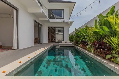 Villa in Umalas, Bali, Indonesia — 3 bedrooms — photo 1