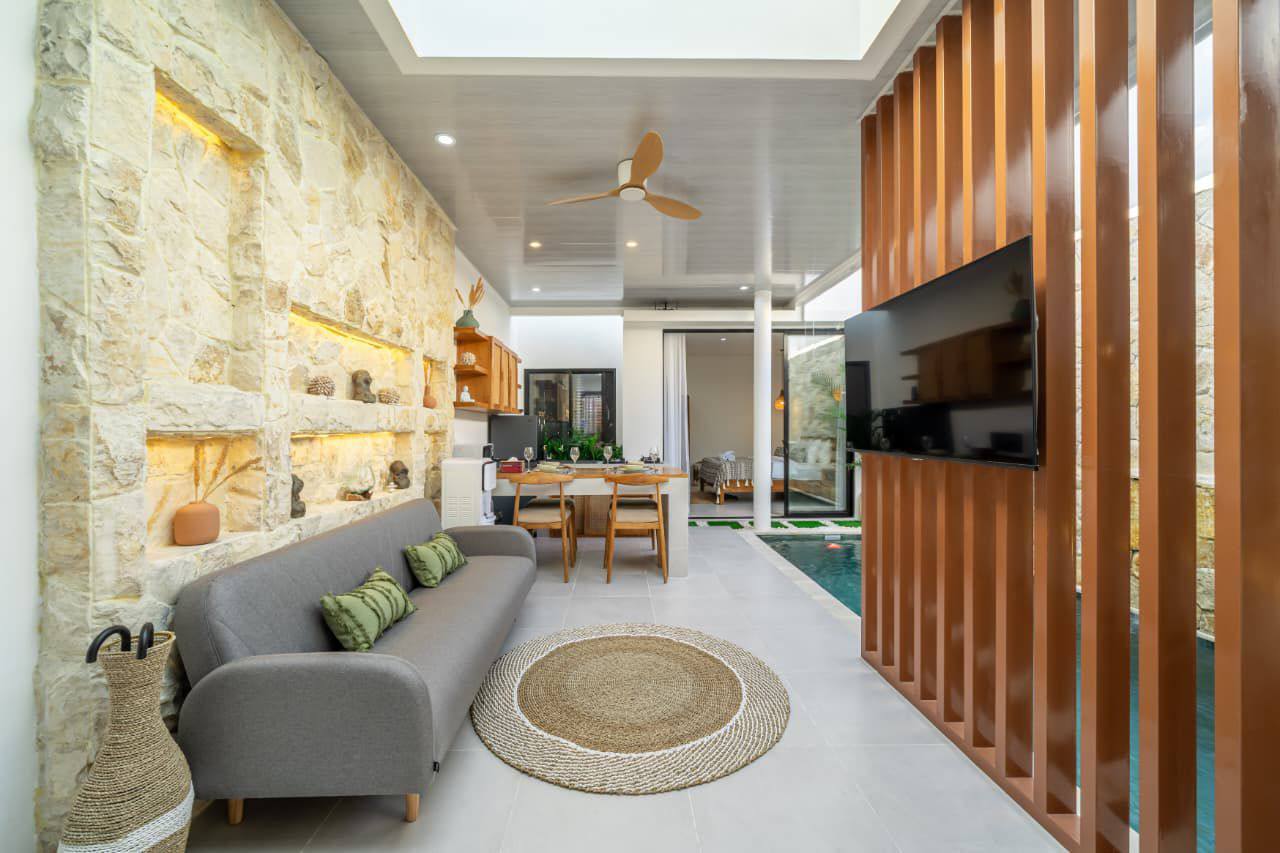 Villa in Kerobokan, Bali, Indonesia — 2 bedrooms — photo 1