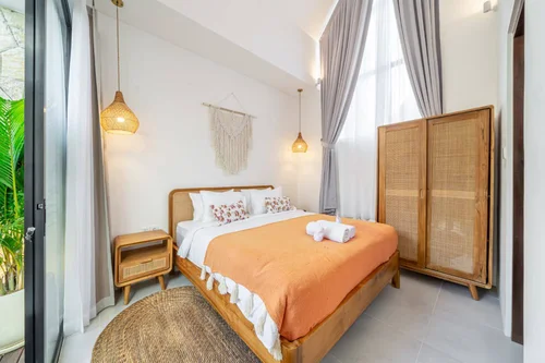 Villa in Kerobokan, Bali, Indonesia — 2 bedrooms — photo 3