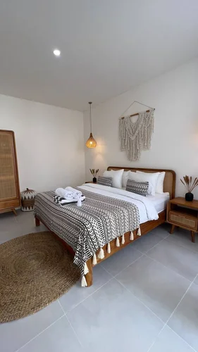 Villa in Kerobokan, Bali, Indonesia — 2 bedrooms — photo 4