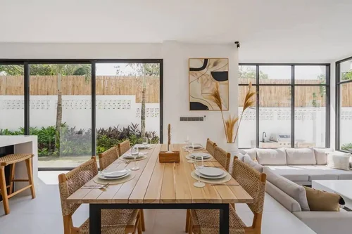 Villa in Canggu, Bali, Indonesia — 3 bedrooms — photo 2