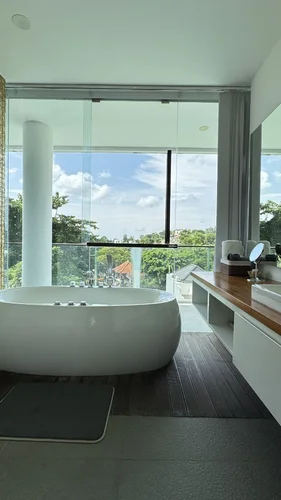 Villa in Ungasan, Bali, Indonesia — 3 bedrooms — photo 2