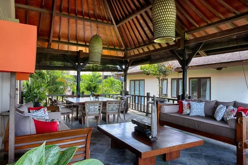 Villa in Tabanan, Bali, Indonesia — 4 bedrooms — photo 4