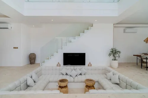 Villa in Canggu, Bali, Indonesia — 4 bedrooms — photo 3