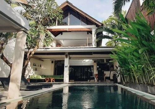 Villa in Seminyak, Bali, Indonesia — 2 bedrooms — photo 3