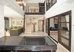 Villa in Seminyak, Bali, Indonesia — 2 bedrooms — photo 6