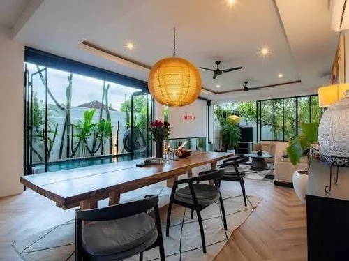Villa in Seminyak, Bali, Indonesia — 2 bedrooms — photo 7