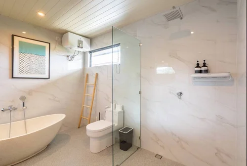 Apartment in Canggu, Bali, Indonesia — 1 bedroom — photo 6