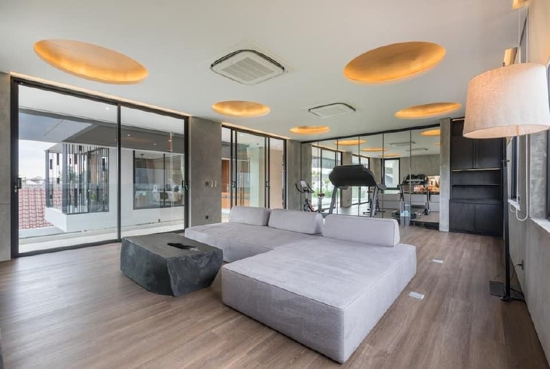 Villa in Canggu, Bali, Indonesia — 4 bedrooms — photo 1