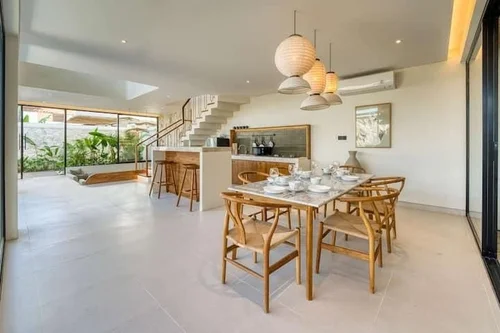 Villa in Uluwatu, Bali, Indonesia — 3 bedrooms — photo 7