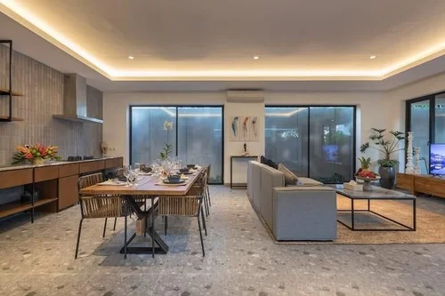 Villa in Canggu, Bali, Indonesia — 6 bedrooms — photo 3