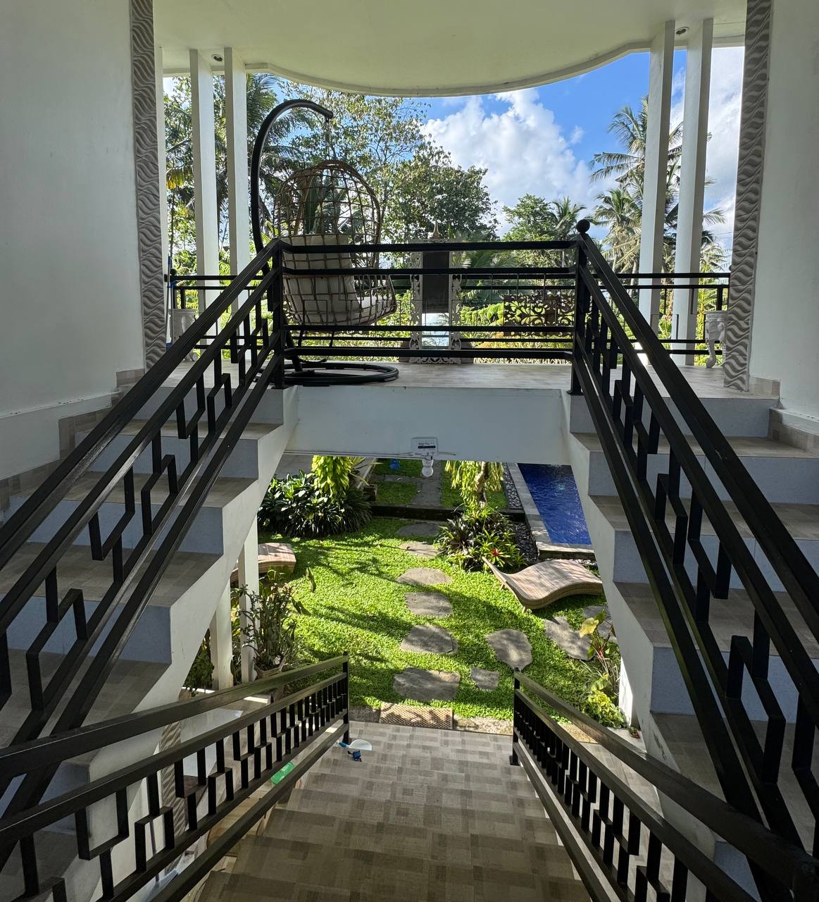 Villa in Ubud, Bali, Indonesia — 4 bedrooms — photo 1