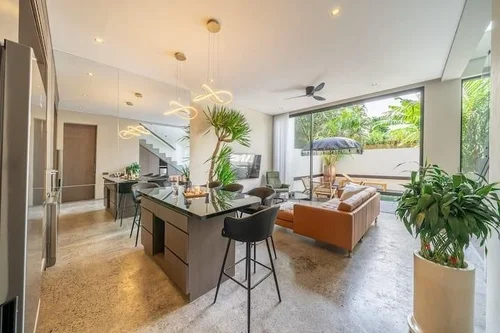 Villa in Ubud, Bali, Indonesia — 3 bedrooms — photo 2