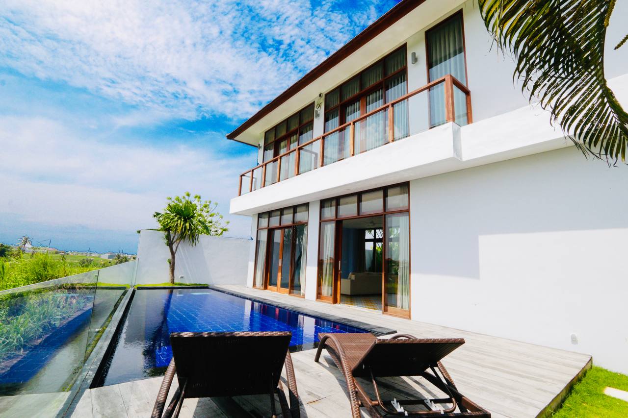 Villa in Canggu, Bali, Indonesia — 2 bedrooms — photo 1