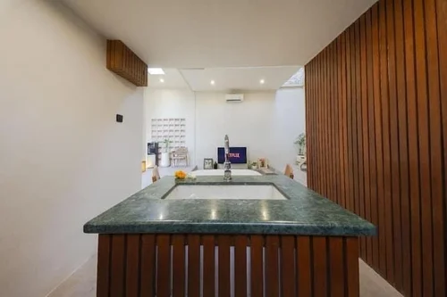 Loft in Kerobokan, Bali, Indonesia — 1 bedroom — photo 2