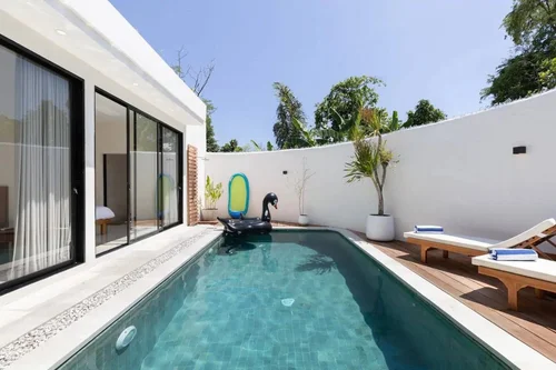 Villa in Kerobokan, Bali, Indonesia — 2 bedrooms — photo 1