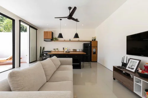 Villa in Kerobokan, Bali, Indonesia — 2 bedrooms — photo 2