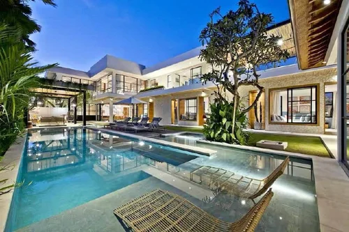 Villa in Canggu, Bali, Indonesia — 6 bedrooms — photo 3