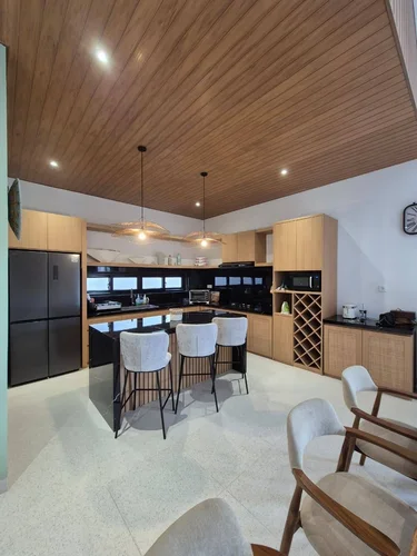 Villa in Ungasan, Bali, Indonesia — 3 bedrooms — photo 3