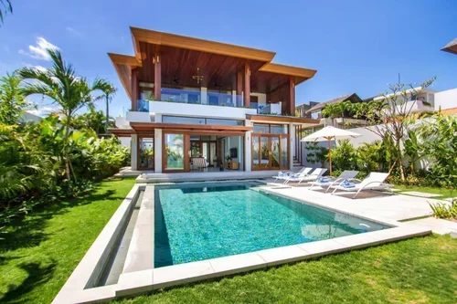 Villa in Canggu, Bali, Indonesia — 4 bedrooms — photo 1