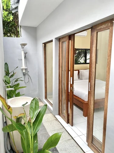 Guest House in Canggu, Bali, Indonesia — 1 bedroom — photo 3