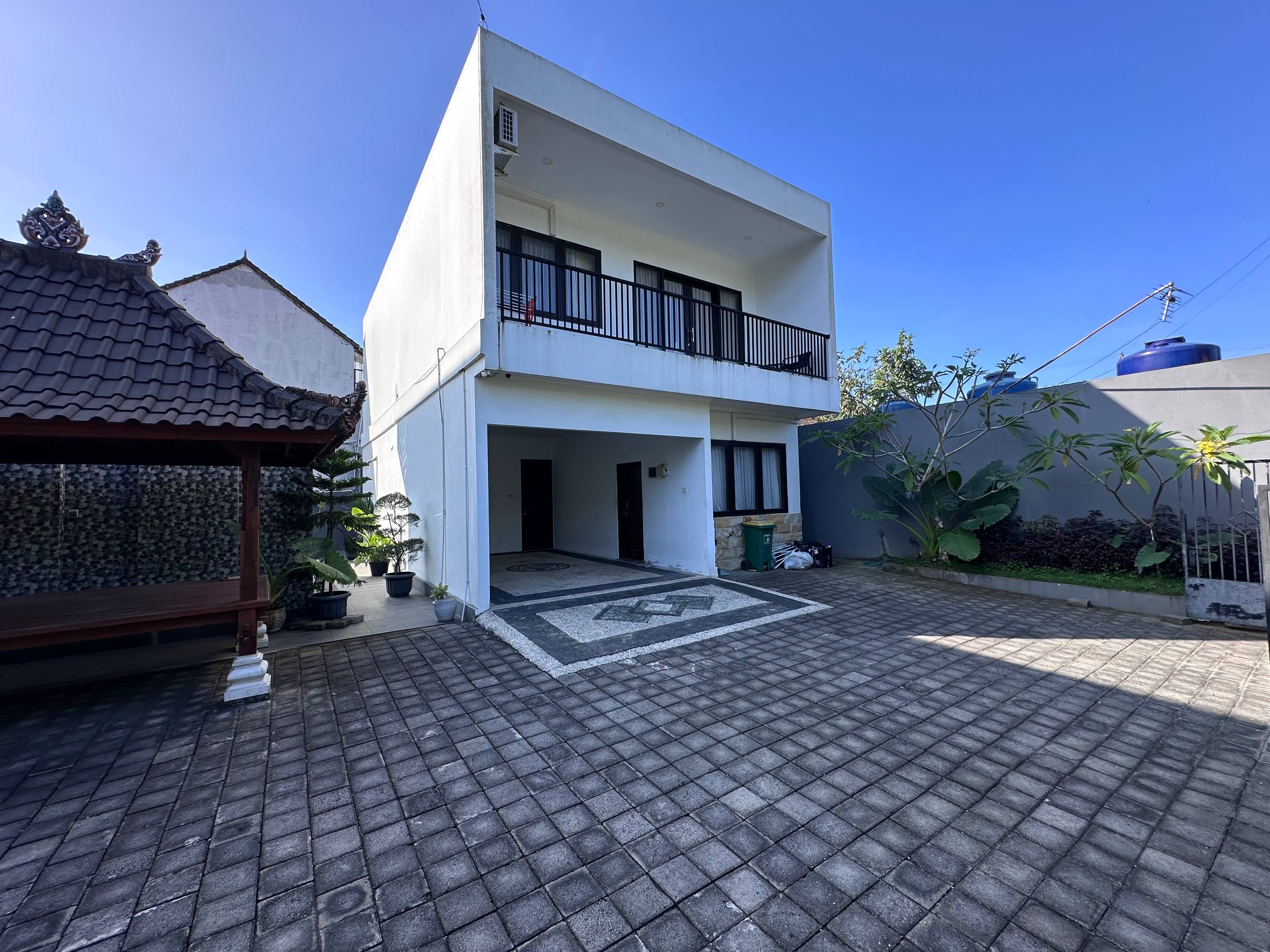 Villa in Другой, Bali, Indonesia — 3 bedrooms — photo 1