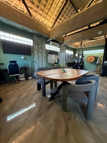 Loft in Canggu, Bali, Indonesia — 1 bedroom — photo 7