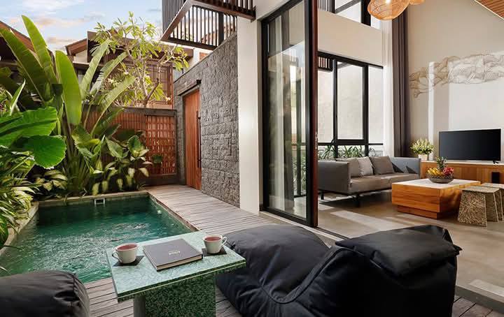 Villa in Canggu, Bali, Indonesia — 3 bedrooms — photo 1