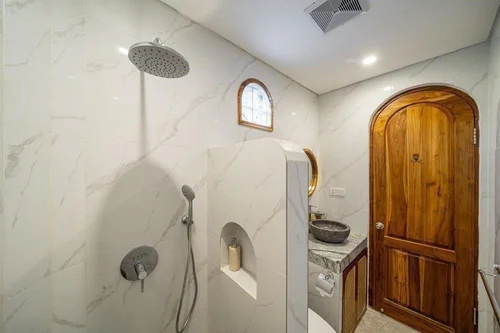 Villa in Другой, Bali, Indonesia — 3 bedrooms — photo 6