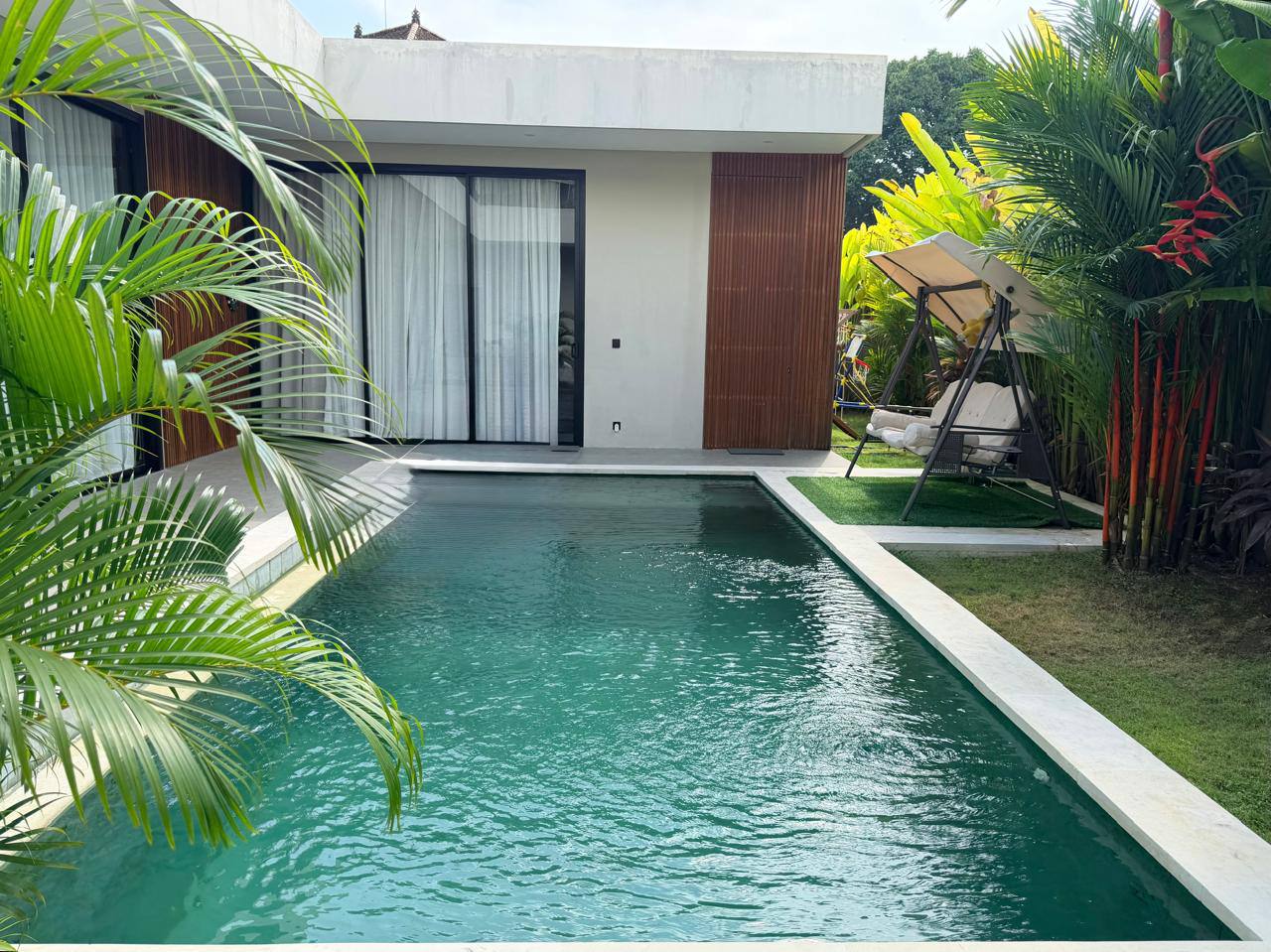 Villa in Canggu, Bali, Indonesia — 2 bedrooms — photo 1