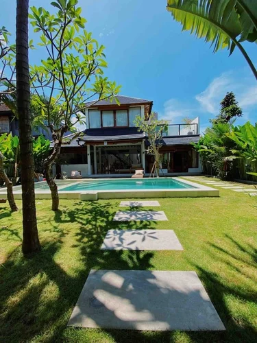 Villa in Canggu, Bali, Indonesia — 3 bedrooms — photo 1