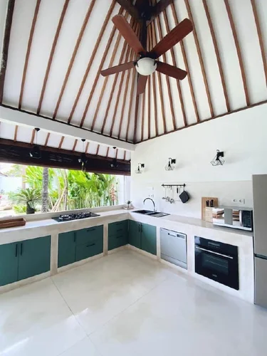 Villa in Canggu, Bali, Indonesia — 3 bedrooms — photo 4