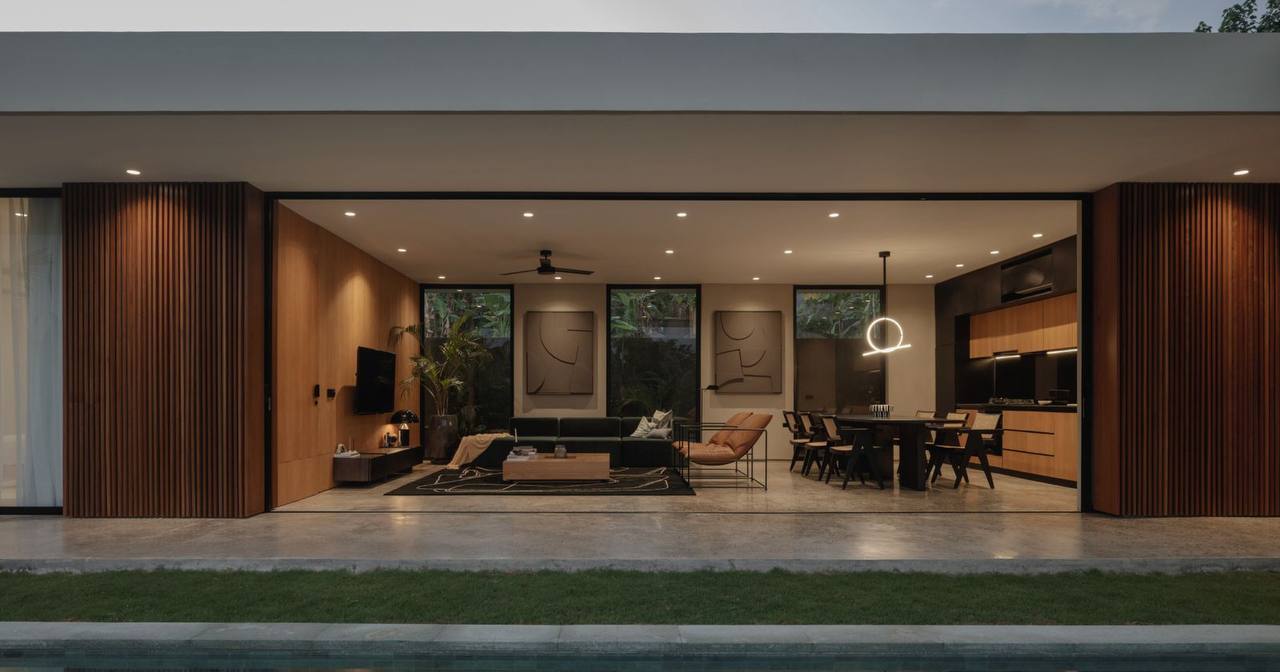 Villa in Canggu, Bali, Indonesia — 2 bedrooms — photo 1
